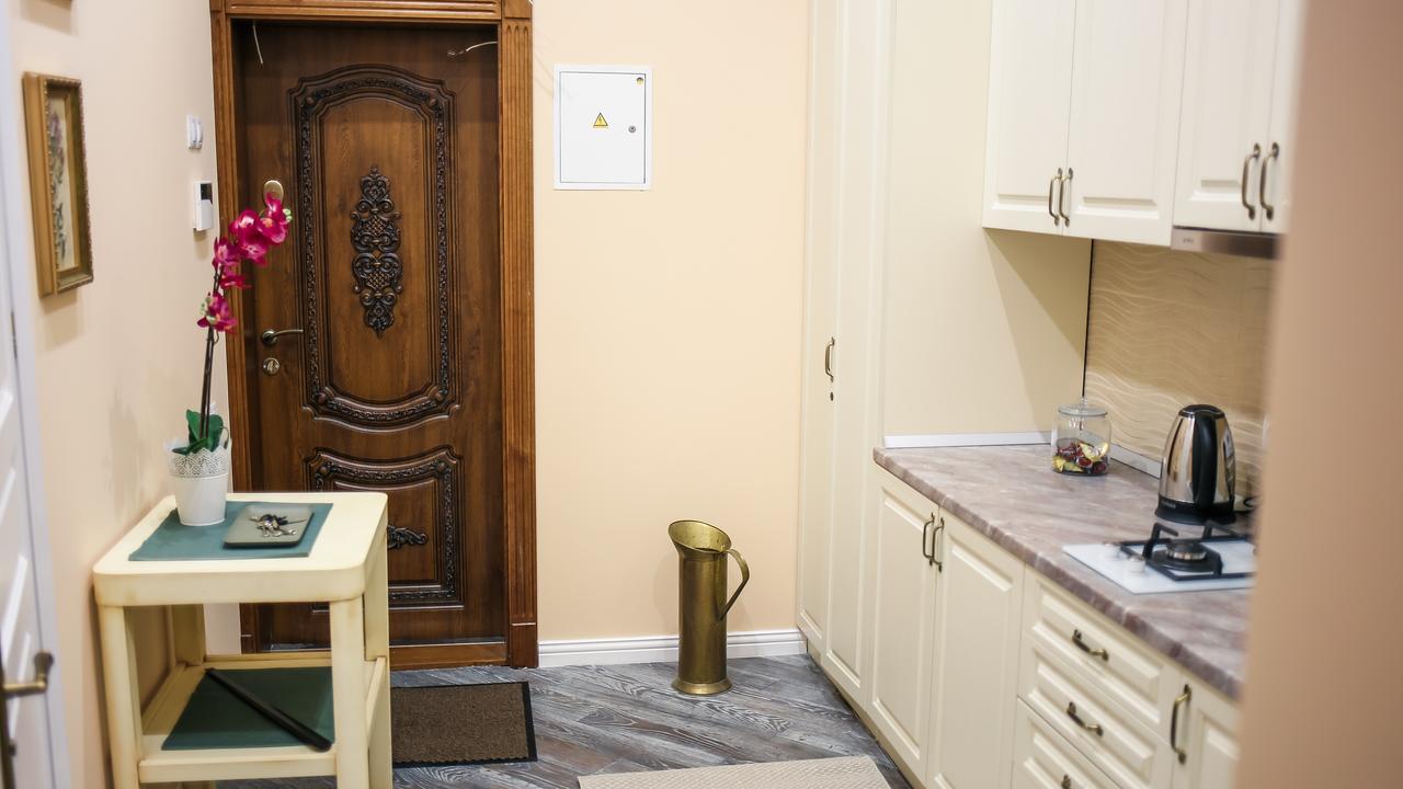 Franco Luxury Appartement Lviv Buitenkant foto