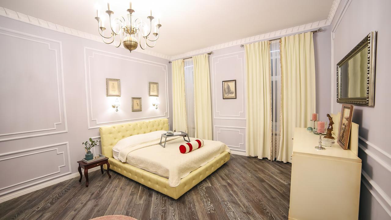 Franco Luxury Appartement Lviv Buitenkant foto